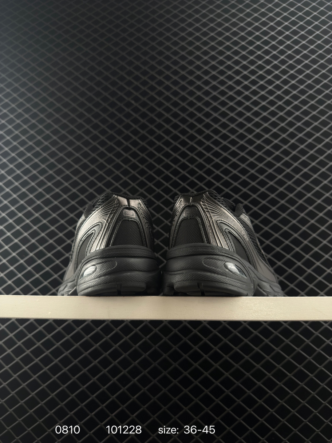 New Balance MR740 NB